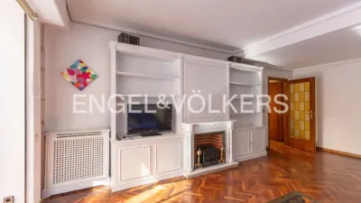 Apartment in Palacio photo 64