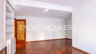 Apartment in Palacio photo 13
