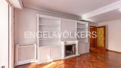 Apartment in Palacio photo 68