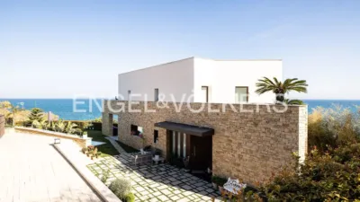 Villa in Sant Pol de Mar photo 3