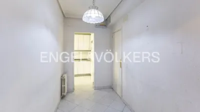 Apartment on Calle de Biarritz photo 15