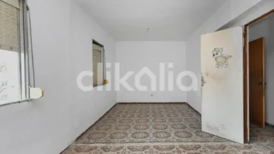 Piso en La Oliva-Polígono Sur photo 5