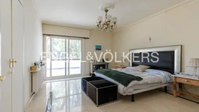 Villa in Villafranca del Castillo photo 19