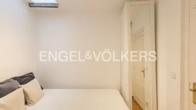 Apartment in Palacio photo 6