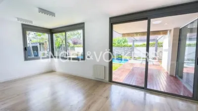 Chalet on Carrer Estornells photo 8
