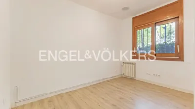 Apartment in Esplugues de Llobregat photo 32