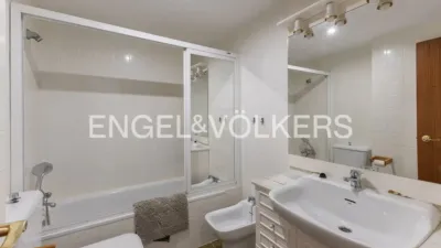 Apartment in Campanar photo 17