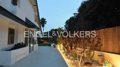 Terraced house on Carrer de Niella photo 14