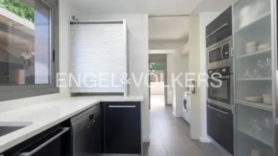 Chalet on Carrer Estornells photo 19