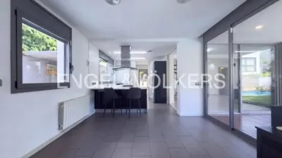Chalet on Carrer Estornells photo 16