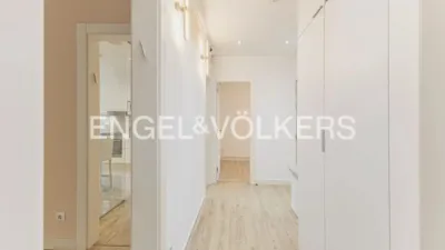 Apartment in Esplugues de Llobregat photo 4
