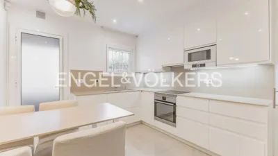 Apartment in Esplugues de Llobregat photo 26