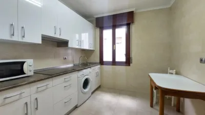 Apartment on Maestro Zubeldia Street, 9 photo 2