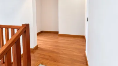 Duplex for sale on Carrer de Las Navas de Tolosa photo 4