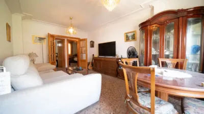 Flat on Calle Ramón Casas photo 4