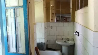 Semi-detached house in Travesía de Meicende photo 10