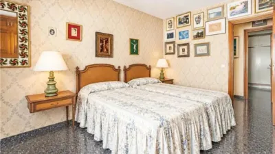 Apartment in Plaça dels Patins photo 10