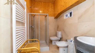 Chalet on Calle Valle del Guadarrama photo 30