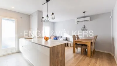 Apartment in Centre photo 2