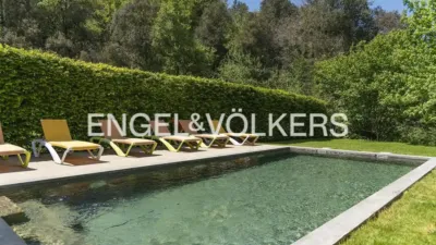 Rustic house in Sant Feliu de Pallerols photo 4
