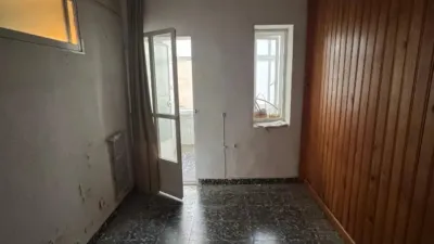 Apartment in San Bartolomé – Millán de Priego Street photo 7