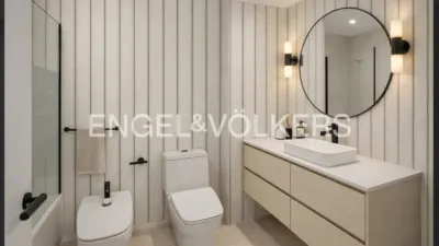 Apartment on Calle de Balbina Valverde photo 20
