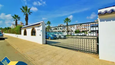 Apartment in Las Filipinas-Villamartín-Canal Norte photo 22