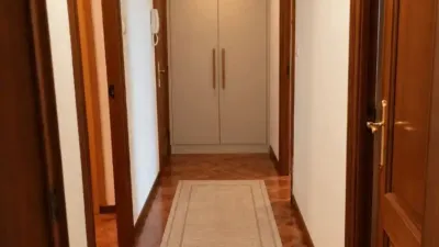 Apartment on Calle de la Sagrada Familia photo 18