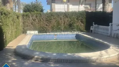 Chalet in Cabo Roig-La Zenia-La Regia photo 5