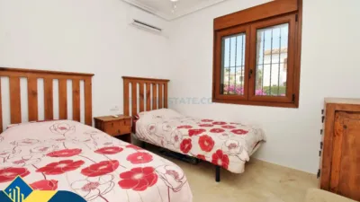 Apartment in Las Filipinas-Villamartín-Canal Norte photo 15