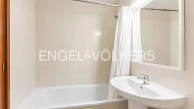 Apartment in Esplugues de Llobregat photo 25