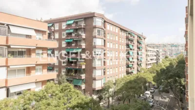 Piso en Les Corts photo 2