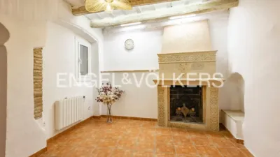 House in Centre photo 2