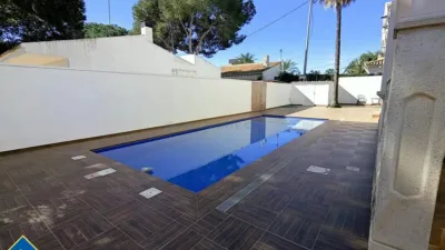 Chalet in Cabo Roig-La Zenia-La Regia photo 2