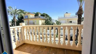 Chalet in Cabo Roig-La Zenia-La Regia photo 17