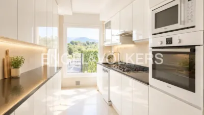Semi-detached house in Sant Just Desvern photo 4