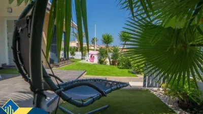 Chalet in Cabo Roig-La Zenia-La Regia photo 27