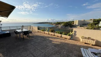 Penthouse on Carrer de la Cala de la Font photo 16
