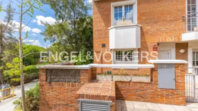 Semi-detached house in Esplugues de Llobregat photo 2