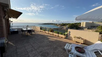 Penthouse on Carrer de la Cala de la Font photo 22