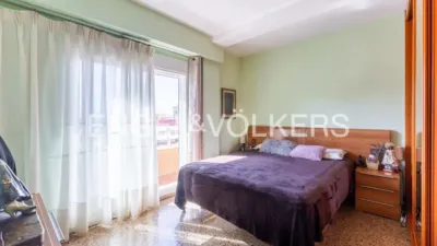 Apartment in Campanar photo 16