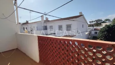 Townhouse in Los Barrios photo 13