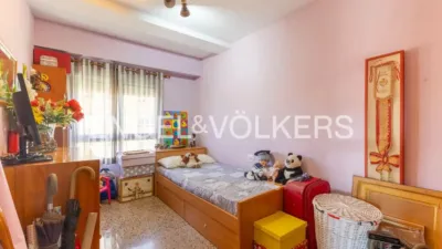 Apartment in Campanar photo 12