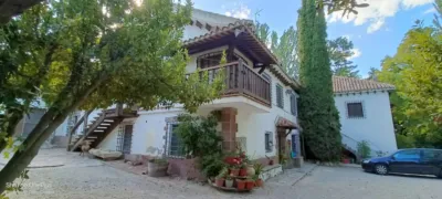 Chalet on Calle Diseminado photo 9