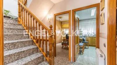 Terraced house in Carrer del Brillant photo 7