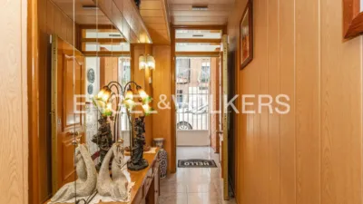 Terraced house in Carrer del Brillant photo 9