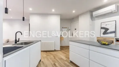 Apartment in Centre photo 9