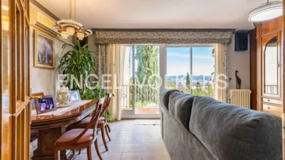 Terraced house in Carrer del Brillant photo 11