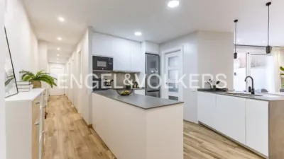 Apartment in Centre photo 8