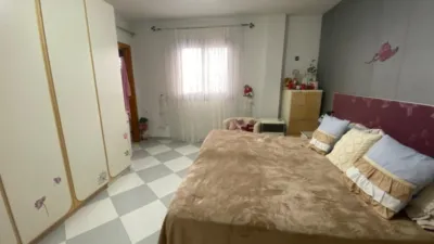 Semi-detached house on Avenida del Valle de Lecrín photo 13